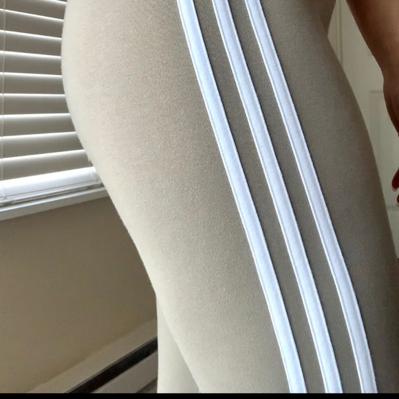 Adidas mid-rise Striped Leggings, Sage Green - Picture 7 of 7